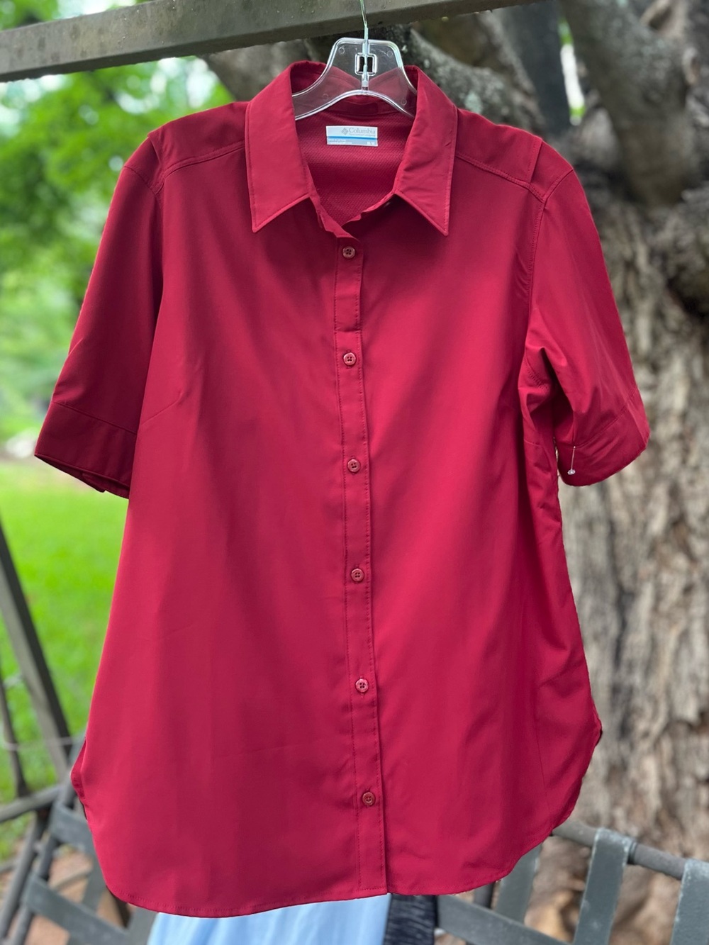 COLUMBIA Women’s Classic Short-Sleeve Button-Up Shirt  M